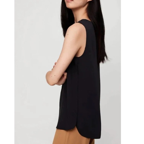 Aritzia Babaton Sleeveless Top - Picture 2 of 4